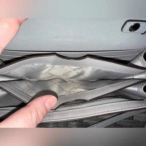 Michael Kors Wallet on Chain Crossbody — Saffiano Leather Gray WOC Bag - Picture 10 of 16